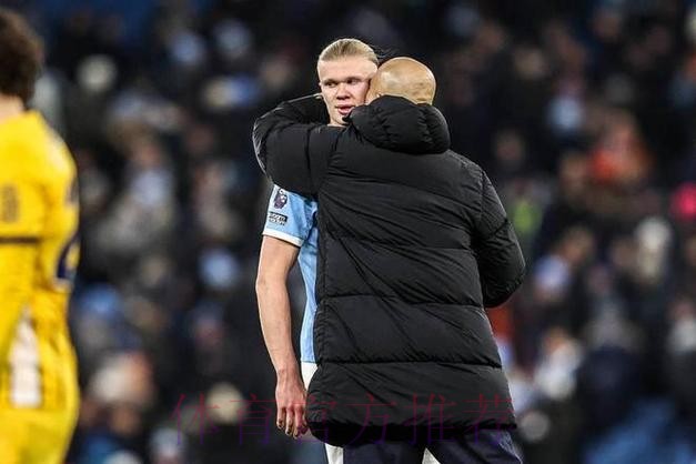 25岁哈兰德快哭了 4失绝杀+离谱吐饼让瓜帅仰天抱头 近4轮进1点球